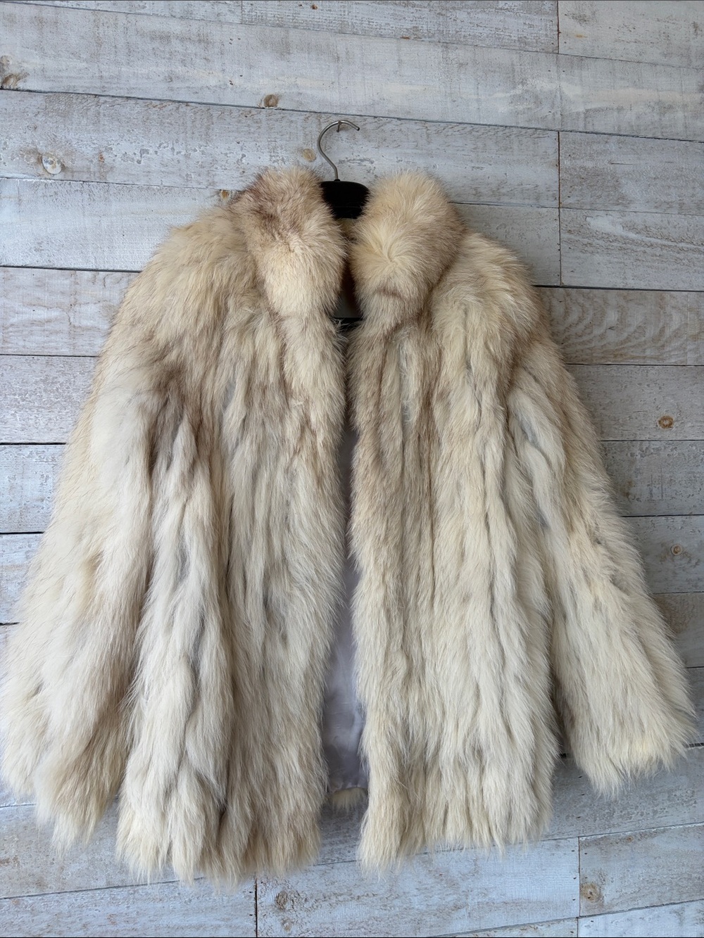 Saga Fox Blue Fox Fur coat - Picture 2 of 14
